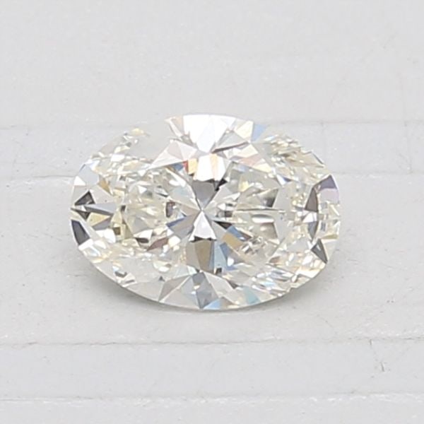 Loose Diamond - OVAL 0.55ct H VS1: Loose Diamond - OVAL 0.55ct H VS1 Source: This is a real non-mined Diamond that has been grown in a lab Shape: OVAL Carats: 0.55 Color: H Clarity: VS1 Certification: IGI Video: Video Link Additional