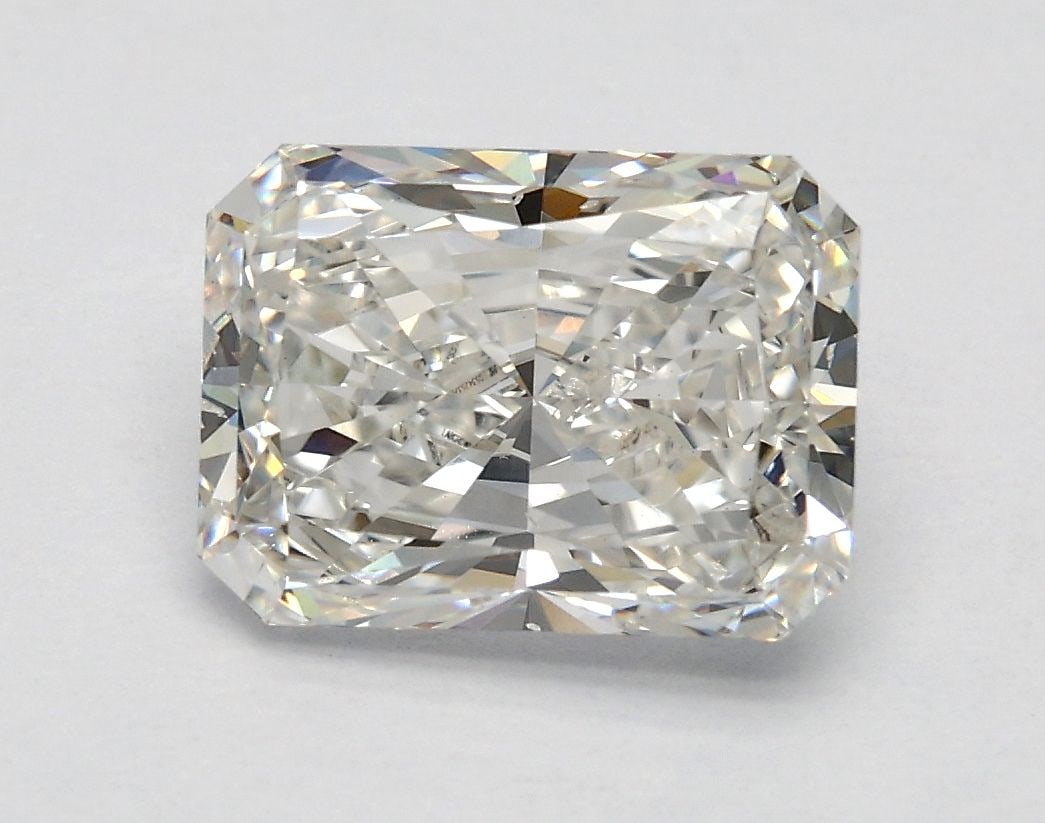 Loose Diamond - RADIANT 2.06ct F VS2: Loose Diamond - RADIANT 2.06ct F VS2 Source: This is a real non-mined Diamond that has been grown in a lab Shape: RADIANT Carats: 2.06 Color: F Clarity: VS2 Certification: IGI Video: