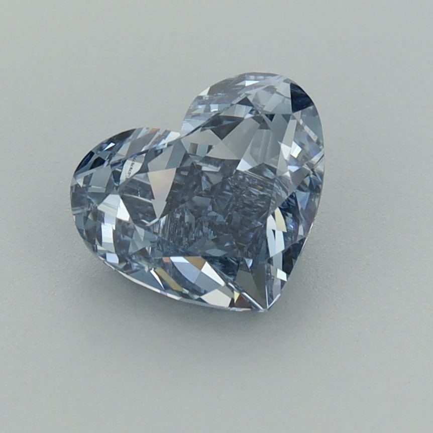 Loose Diamond - HEART 1.26ct Fancy Intense Blue VS2: Loose Diamond - HEART 1.26ct Fancy Intense Blue VS2 Source: This is a real non-mined Diamond that has been grown in a lab Shape: HEART Carats: 1.26 Color: Fancy Intense Blue Certification: IGI Video:
