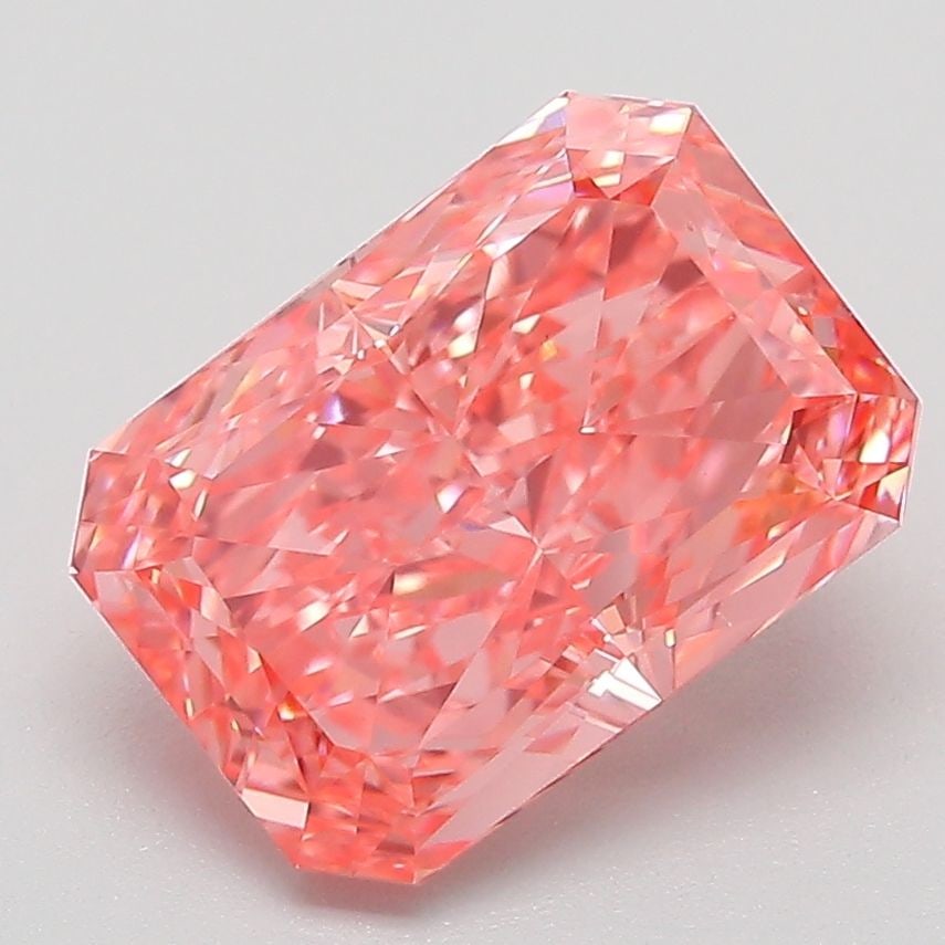Loose Diamond - RADIANT 3.06ct Fancy Vivid Pink VVS2: Loose Diamond - RADIANT 3.06ct Fancy Vivid Pink VVS2 Source: This is a real non-mined Diamond that has been grown in a lab Shape: RADIANT Carats: 3.06 Color: Fancy Vivid Pink Certification: IGI