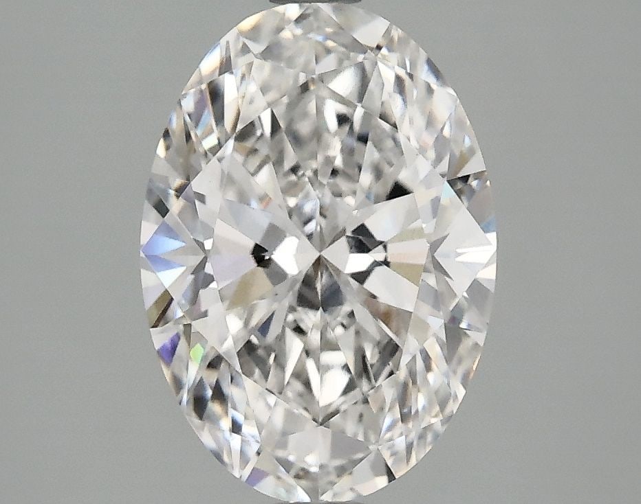 Loose Diamond - OVAL 2.51ct G VS1: Loose Diamond - OVAL 2.51ct G VS1 Source: This is a real non-mined Diamond that has been grown in a lab Shape: OVAL Carats: 2.51 Color: G Clarity: VS1 Certification: IGI Additional images available up