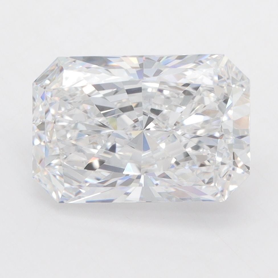 Loose Diamond - RADIANT 3.06ct D VVS2: Loose Diamond - RADIANT 3.06ct D VVS2 Source: This is a real non-mined Diamond that has been grown in a lab Shape: RADIANT Carats: 3.06 Color: D Clarity: VVS2 Certification: GIA Video: