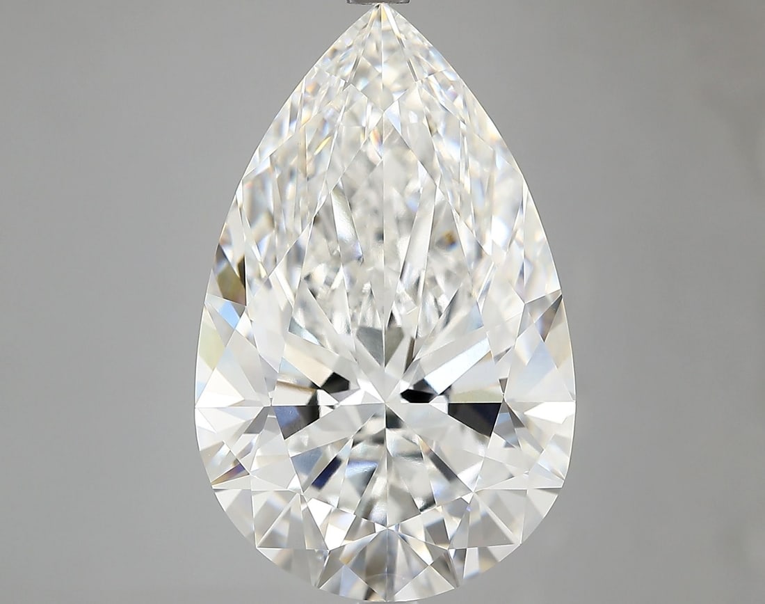 Loose Diamond - PEAR 9.08ct F VVS2: Loose Diamond - PEAR 9.08ct F VVS2 Source: This is a real non-mined Diamond that has been grown in a lab Shape: PEAR Carats: 9.08 Color: F Clarity: VVS2 Certification: IGI Video: