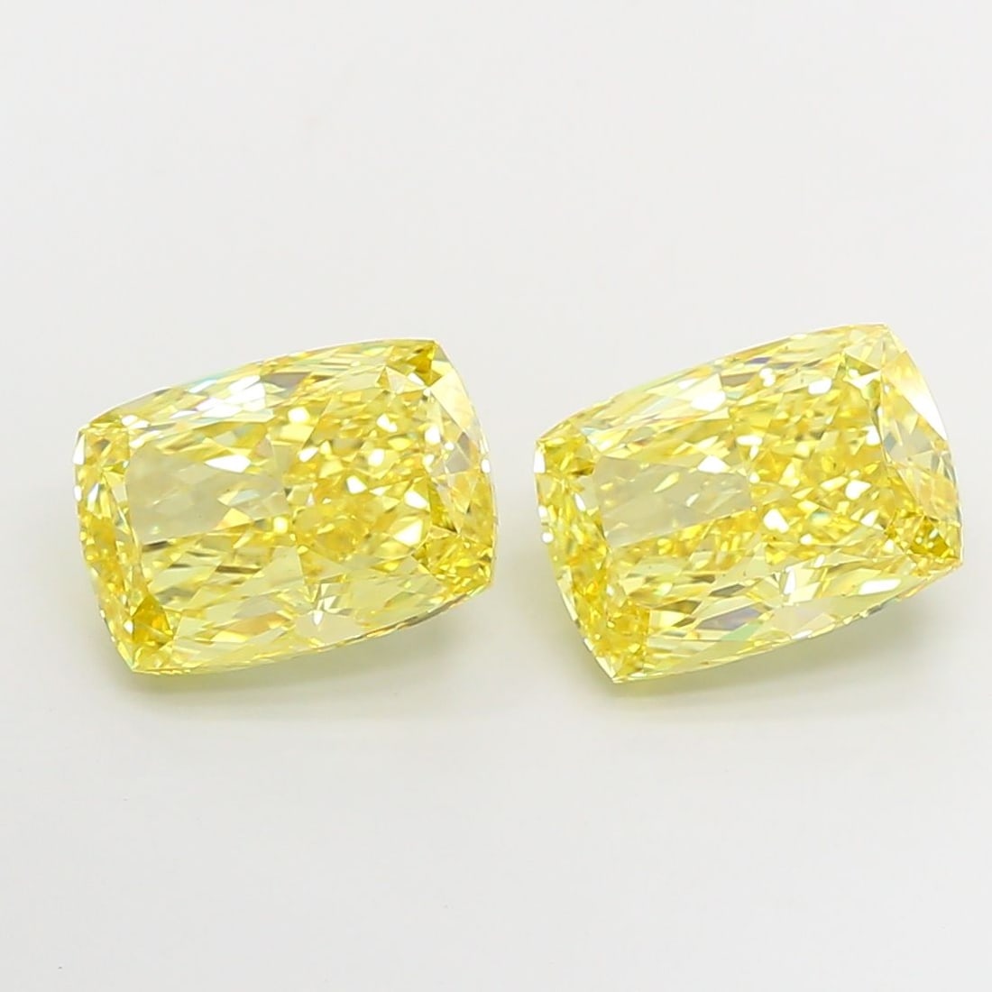 Loose Diamond - CUSHION MODIFIED 5.03ct Fancy Intense Yellow VS1: Loose Diamond - CUSHION MODIFIED 5.03ct Fancy Intense Yellow VS1 Source: This is a real non-mined Diamond that has been grown in a lab Shape: CUSHION MODIFIED Carats: 5.03 Color: Fancy Intense Yellow 