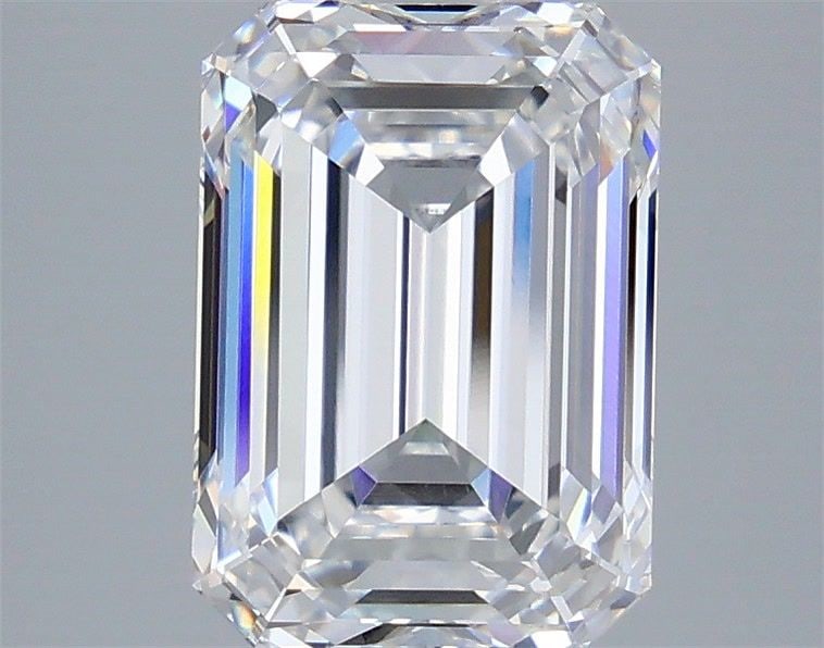 Loose Diamond - EMERALD 4.33ct D VVS2: Loose Diamond - EMERALD 4.33ct D VVS2 Source: This is a real non-mined Diamond that has been grown in a lab Shape: EMERALD Carats: 4.33 Color: D Clarity: VVS2 Certification: IGI Video: