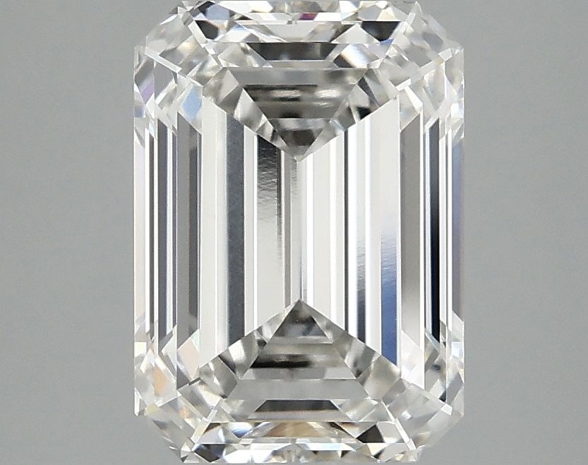 Loose Diamond - EMERALD 3.07ct G VVS2: Loose Diamond - EMERALD 3.07ct G VVS2 Source: This is a real non-mined Diamond that has been grown in a lab Shape: EMERALD Carats: 3.07 Color: G Clarity: VVS2 Certification: IGI Video: