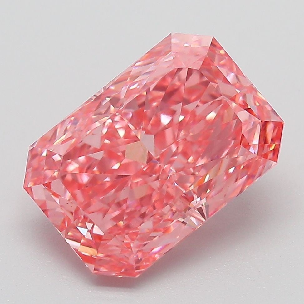 Loose Diamond - RADIANT 4.1ct Fancy Vivid Pink VS1: Loose Diamond - RADIANT 4.1ct Fancy Vivid Pink VS1 Source: This is a real non-mined Diamond that has been grown in a lab Shape: RADIANT Carats: 4.1 Color: Fancy Vivid Pink Certification: IGI Video: