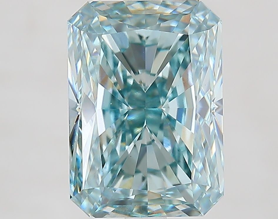 Loose Diamond - RADIANT 4.24ct Fancy Intense Green VS1: Loose Diamond - RADIANT 4.24ct Fancy Intense Green VS1 Source: This is a real non-mined Diamond that has been grown in a lab Shape: RADIANT Carats: 4.24 Color: Fancy Intense Green Certification: IGI