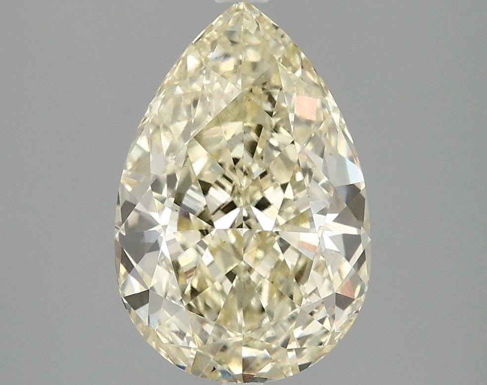 Loose Diamond - PEAR 3.1ct Fancy Yellow VS2: Loose Diamond - PEAR 3.1ct Fancy Yellow VS2 Source: This is a real non-mined Diamond that has been grown in a lab Shape: PEAR Carats: 3.1 Color: Fancy Yellow Certification: IGI Video: