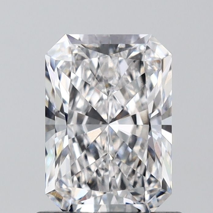 Loose Diamond - RADIANT 1.01ct E VVS2: Loose Diamond - RADIANT 1.01ct E VVS2 Source: This is a real non-mined Diamond that has been grown in a lab Shape: RADIANT Carats: 1.01 Color: E Clarity: VVS2 Certification: IGI Video: