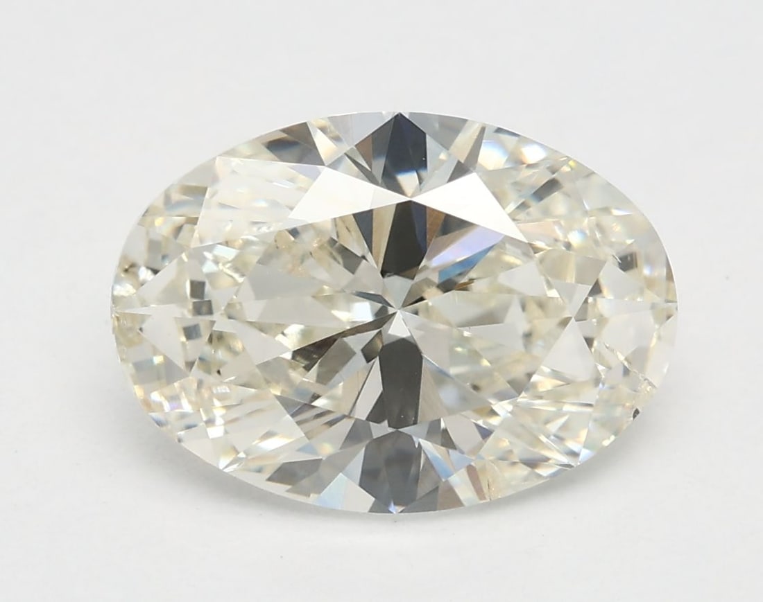 Loose Diamond - OVAL 2.28ct I SI1: Loose Diamond - OVAL 2.28ct I SI1 Source: This is a real non-mined Diamond that has been grown in a lab Shape: OVAL Carats: 2.28 Color: I Clarity: SI1 Certification: IGI Video: