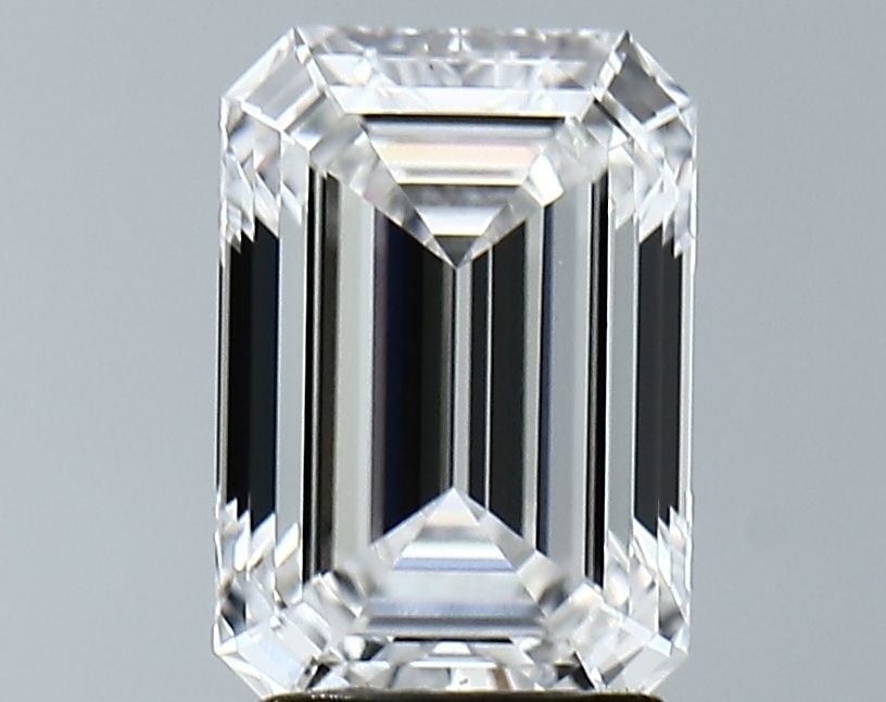 Loose Diamond - EMERALD 2.57ct D VVS2: Loose Diamond - EMERALD 2.57ct D VVS2 Source: This is a real non-mined Diamond that has been grown in a lab Shape: EMERALD Carats: 2.57 Color: D Clarity: VVS2 Certification: IGI Video: