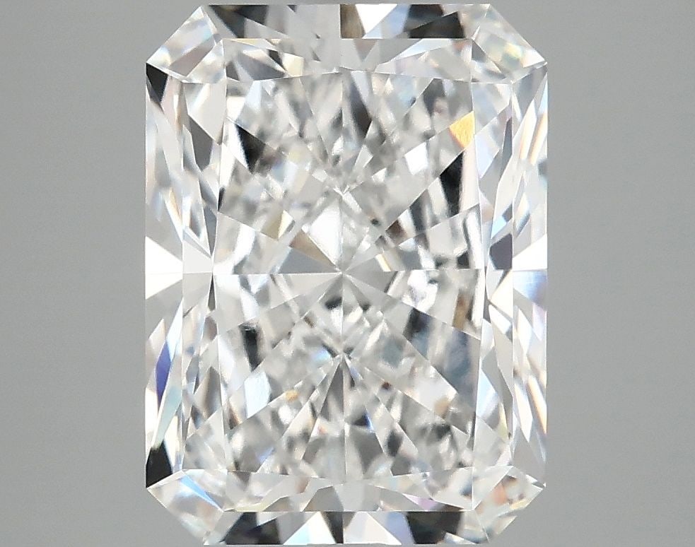 Loose Diamond - RADIANT 5.04ct E VVS2: Loose Diamond - RADIANT 5.04ct E VVS2 Source: This is a real non-mined Diamond that has been grown in a lab Shape: RADIANT Carats: 5.04 Color: E Clarity: VVS2 Certification: IGI Video: Video Link