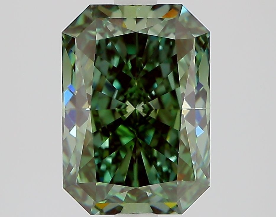 Loose Diamond - RADIANT 2.24ct Fancy Vivid Green VVS2: Loose Diamond - RADIANT 2.24ct Fancy Vivid Green VVS2 Source: This is a real non-mined Diamond that has been grown in a lab Shape: RADIANT Carats: 2.24 Color: Fancy Vivid Green Certification: IGI Vide