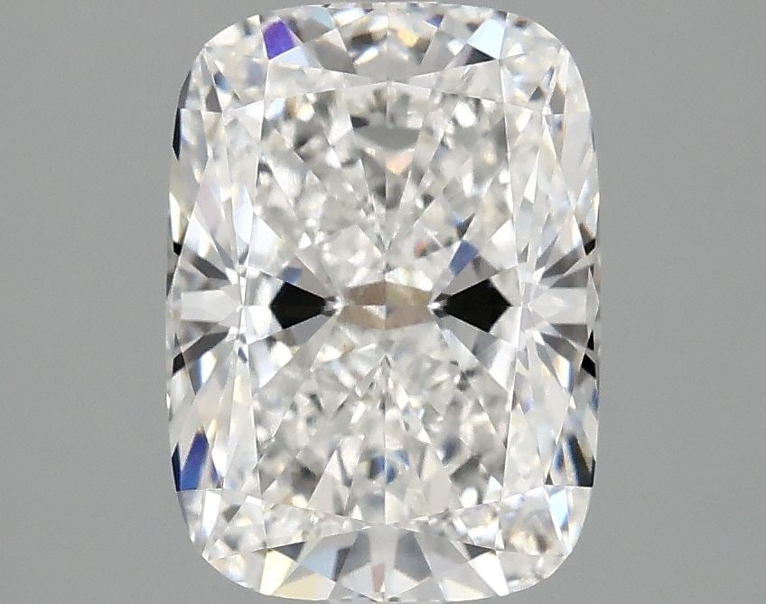 Loose Diamond - CUSHION MODIFIED 2.54ct E VVS2: Loose Diamond - CUSHION MODIFIED 2.54ct E VVS2 Source: This is a real non-mined Diamond that has been grown in a lab Shape: CUSHION MODIFIED Carats: 2.54 Color: E Clarity: VVS2 Certification: IGI Vide