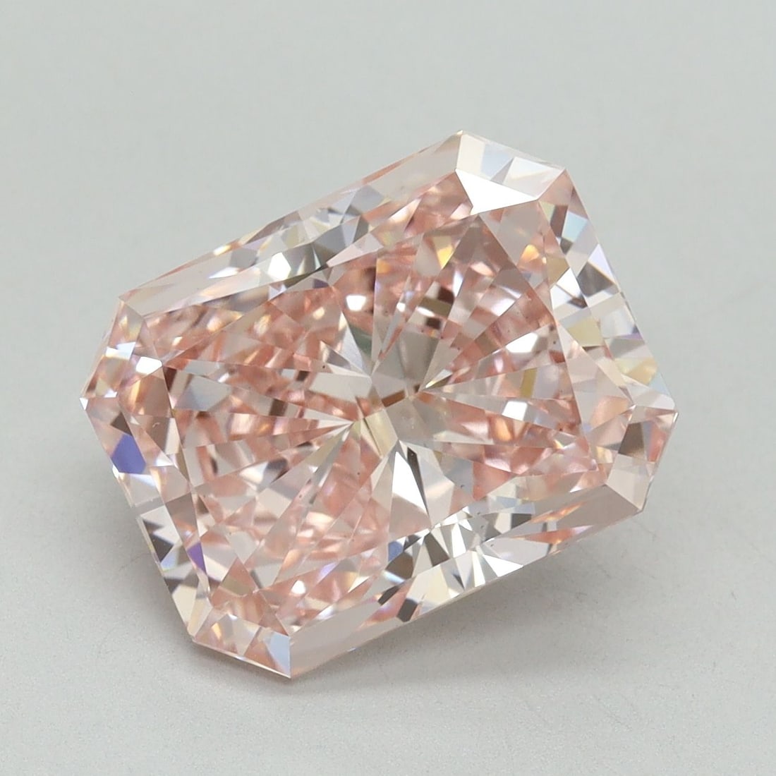 Loose Diamond - RADIANT 5.16ct Fancy Intense Pink VS1: Loose Diamond - RADIANT 5.16ct Fancy Intense Pink VS1 Source: This is a real non-mined Diamond that has been grown in a lab Shape: RADIANT Carats: 5.16 Color: Fancy Intense Pink Certification: IGI Vid