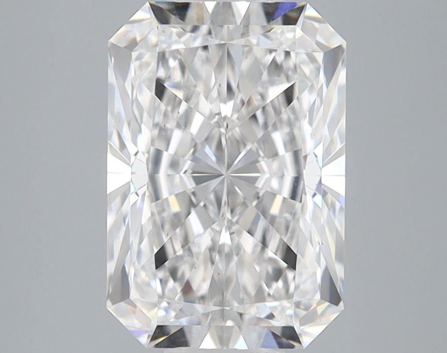 Loose Diamond - RADIANT 2.57ct D VS1: Loose Diamond - RADIANT 2.57ct D VS1 Source: This is a real non-mined Diamond that has been grown in a lab Shape: RADIANT Carats: 2.57 Color: D Clarity: VS1 Certification: IGI Video: