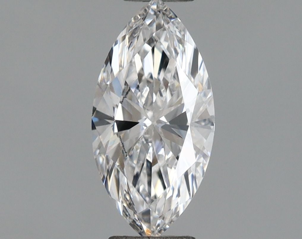 Loose Diamond - MARQUISE 0.6ct E VS1: Loose Diamond - MARQUISE 0.6ct E VS1 Source: This is a real non-mined Diamond that has been grown in a lab Shape: MARQUISE Carats: 0.6 Color: E Clarity: VS1 Certification: IGI Video: