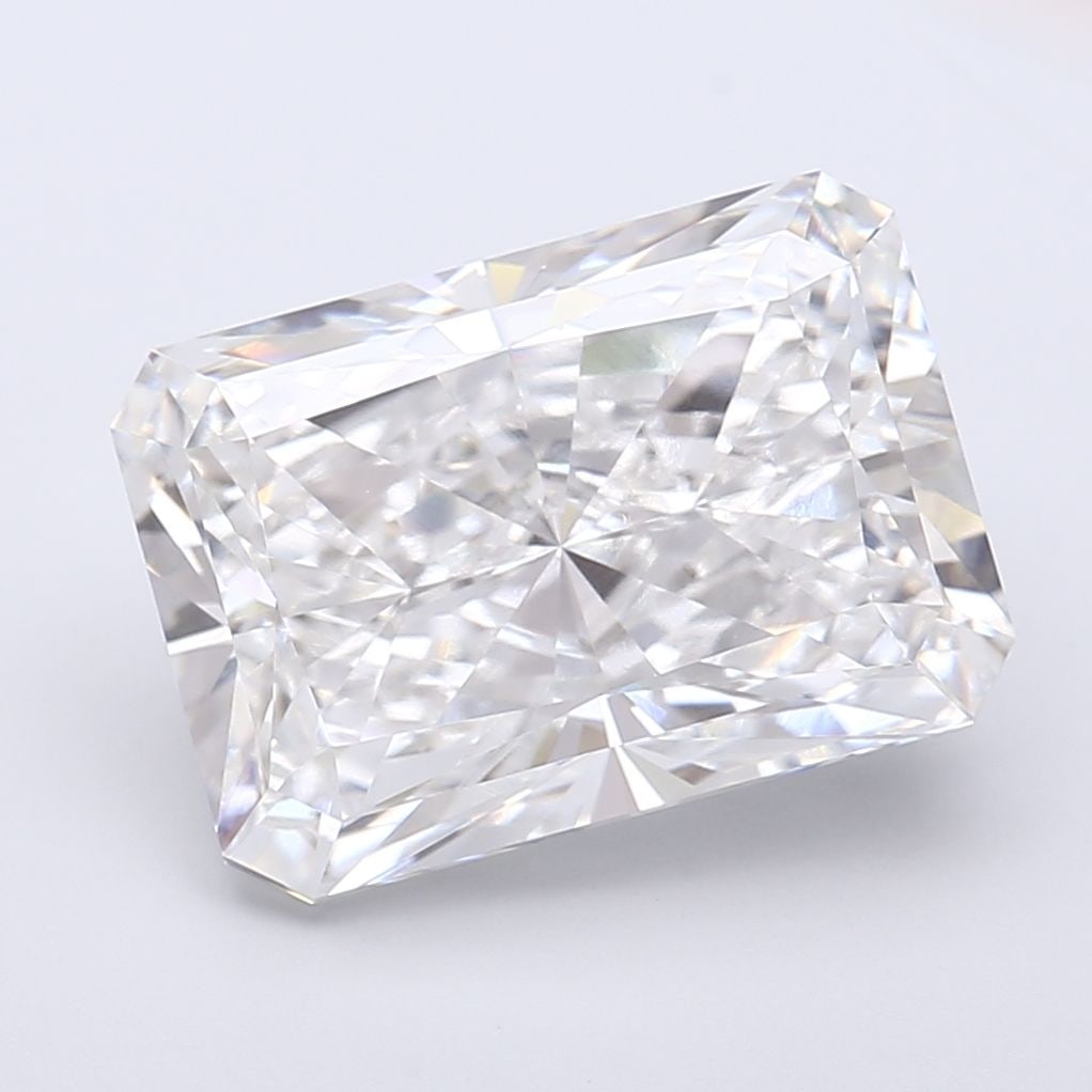 Loose Diamond - RADIANT 7.89ct E VVS2: Loose Diamond - RADIANT 7.89ct E VVS2 Source: This is a real non-mined Diamond that has been grown in a lab Shape: RADIANT Carats: 7.89 Color: E Clarity: VVS2 Certification: IGI Video: