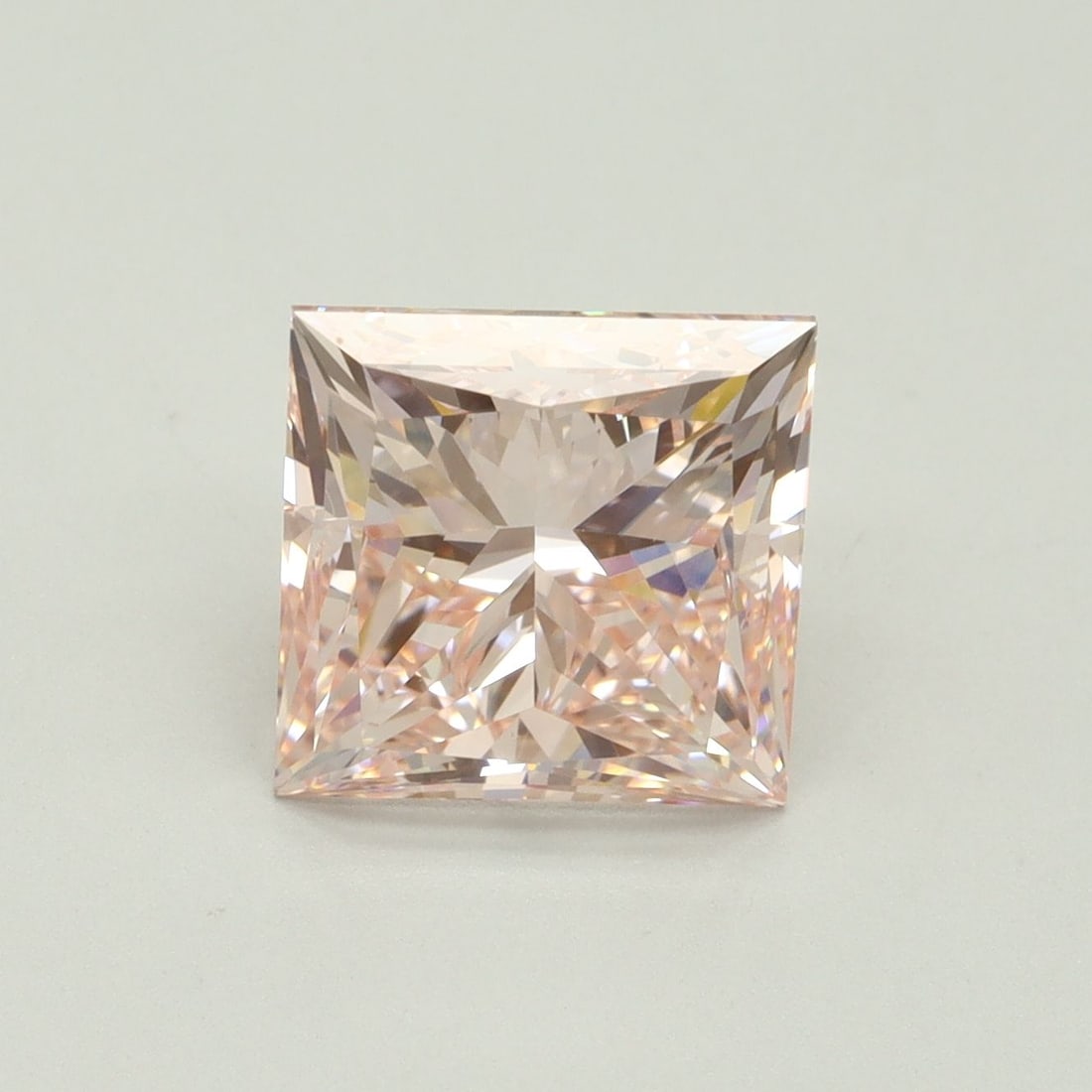 Loose Diamond - PRINCESS 4.08ct Fancy Intense Pink VVS2: Loose Diamond - PRINCESS 4.08ct Fancy Intense Pink VVS2 Source: This is a real non-mined Diamond that has been grown in a lab Shape: PRINCESS Carats: 4.08 Color: Fancy Intense Pink Certification: IGI 