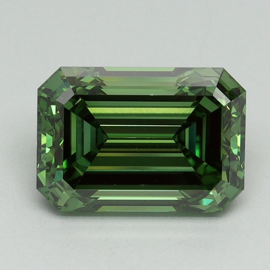 Loose Diamond - EMERALD 3.11ct Fancy Vivid Green VS1: Loose Diamond - EMERALD 3.11ct Fancy Vivid Green VS1 Source: This is a real non-mined Diamond that has been grown in a lab Shape: EMERALD Carats: 3.11 Color: Fancy Vivid Green Certification: IGI Video