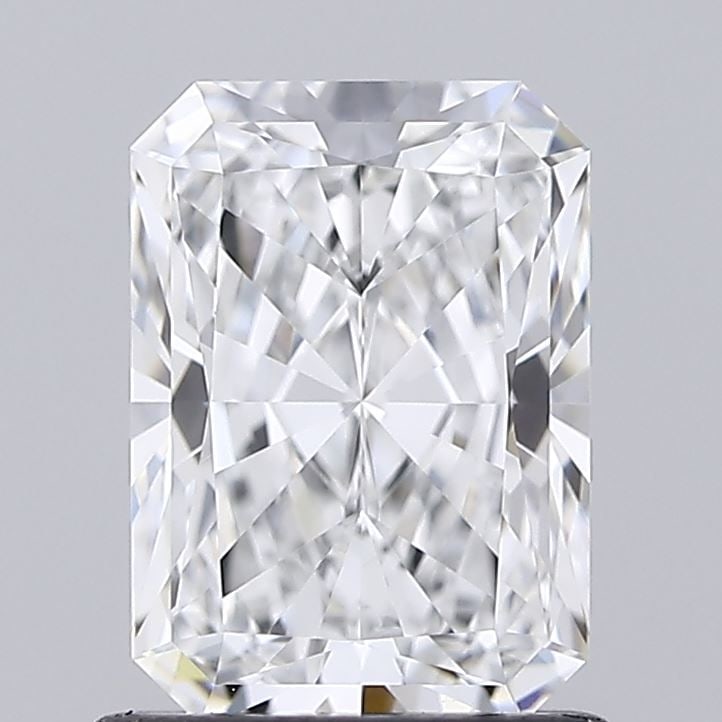 Loose Diamond - RADIANT 1.16ct D VS1: Loose Diamond - RADIANT 1.16ct D VS1 Source: This is a real non-mined Diamond that has been grown in a lab Shape: RADIANT Carats: 1.16 Color: D Clarity: VS1 Certification: IGI Video: