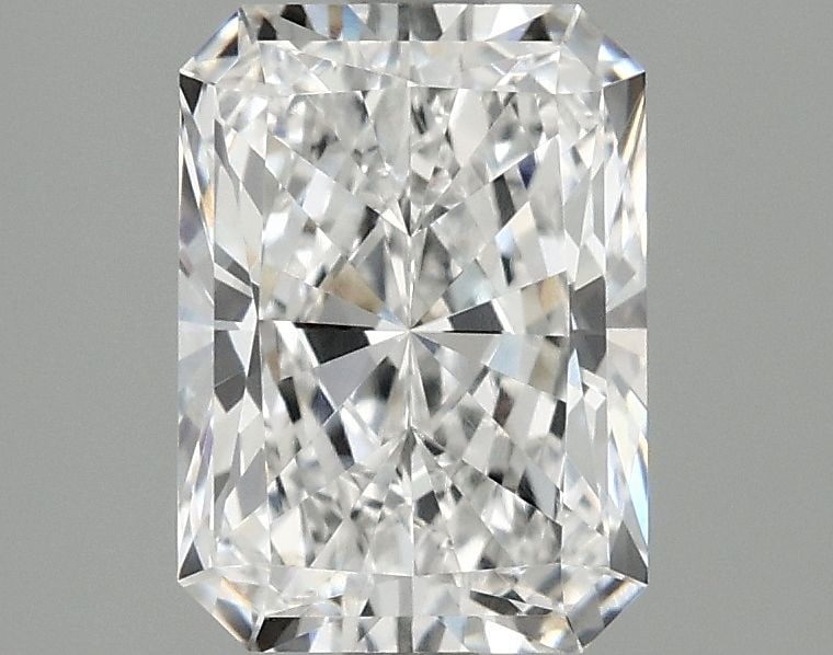 Loose Diamond - RADIANT 2.06ct E VVS2: Loose Diamond - RADIANT 2.06ct E VVS2 Source: This is a real non-mined Diamond that has been grown in a lab Shape: RADIANT Carats: 2.06 Color: E Clarity: VVS2 Certification: IGI Video: Video Link