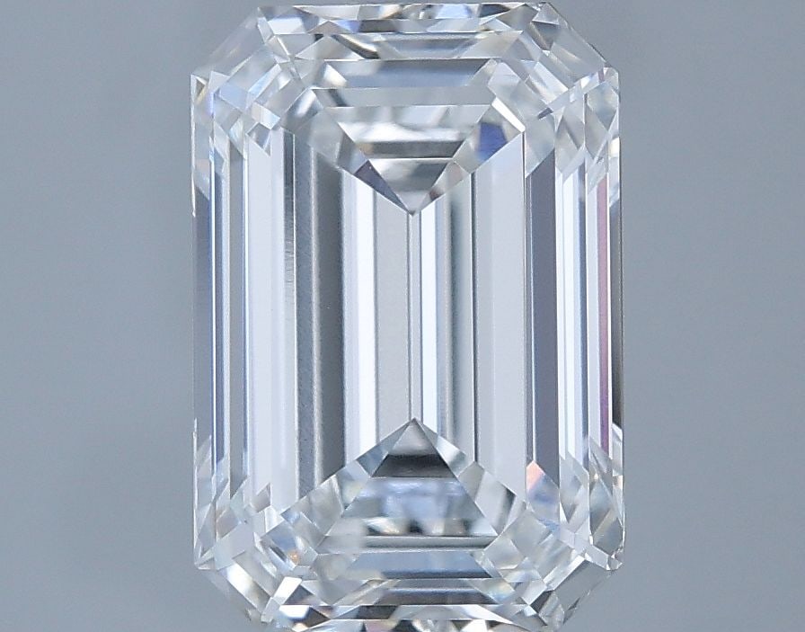 Loose Diamond - EMERALD 3.5ct E VVS1: Loose Diamond - EMERALD 3.5ct E VVS1 Source: This is a real non-mined Diamond that has been grown in a lab Shape: EMERALD Carats: 3.5 Color: E Clarity: VVS1 Certification: IGI Video: