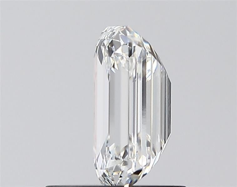 Loose Diamond - EMERALD 0.93ct E VS1: Loose Diamond - EMERALD 0.93ct E VS1 Source: This is a real non-mined Diamond that has been grown in a lab Shape: EMERALD Carats: 0.93 Color: E Clarity: VS1 Certification: IGI Video: