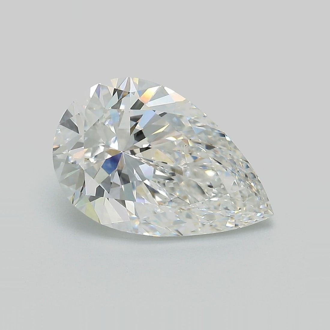 Loose Diamond - PEAR 3.76ct D VS1: Loose Diamond - PEAR 3.76ct D VS1 Source: This is a real non-mined Diamond that has been grown in a lab Shape: PEAR Carats: 3.76 Color: D Clarity: VS1 Certification: IGI Video: Video Link Additional