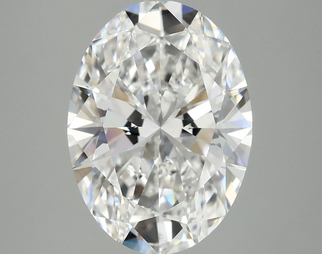 Loose Diamond - OVAL 3.85ct E VVS2: Loose Diamond - OVAL 3.85ct E VVS2 Source: This is a real non-mined Diamond that has been grown in a lab Shape: OVAL Carats: 3.85 Color: E Clarity: VVS2 Certification: IGI Additional images available 