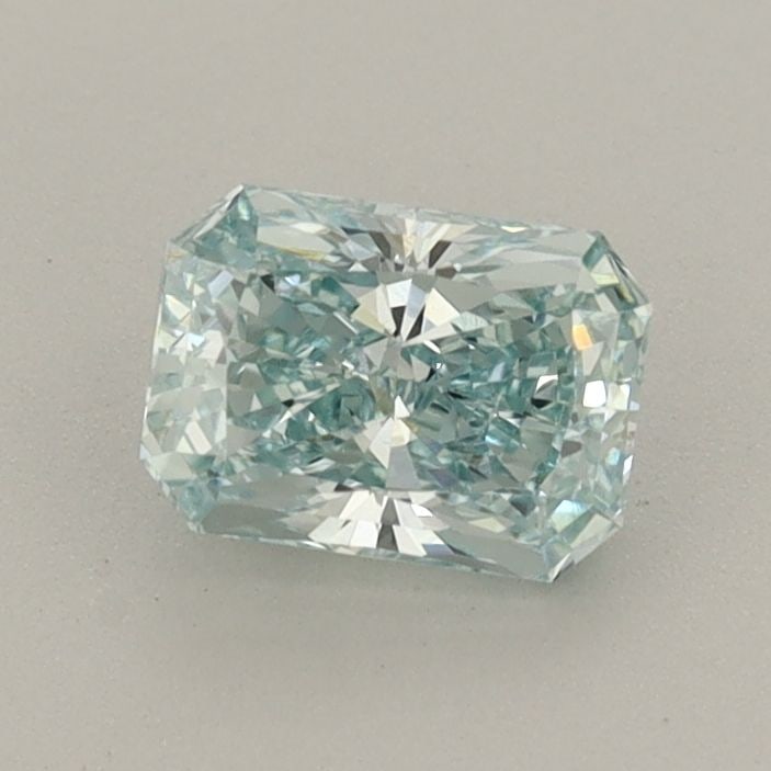 Loose Diamond - RADIANT 0.7ct Fancy Intense Green VVS2: Loose Diamond - RADIANT 0.7ct Fancy Intense Green VVS2 Source: This is a real non-mined Diamond that has been grown in a lab Shape: RADIANT Carats: 0.7 Color: Fancy Intense Green Certification: IGI Vi