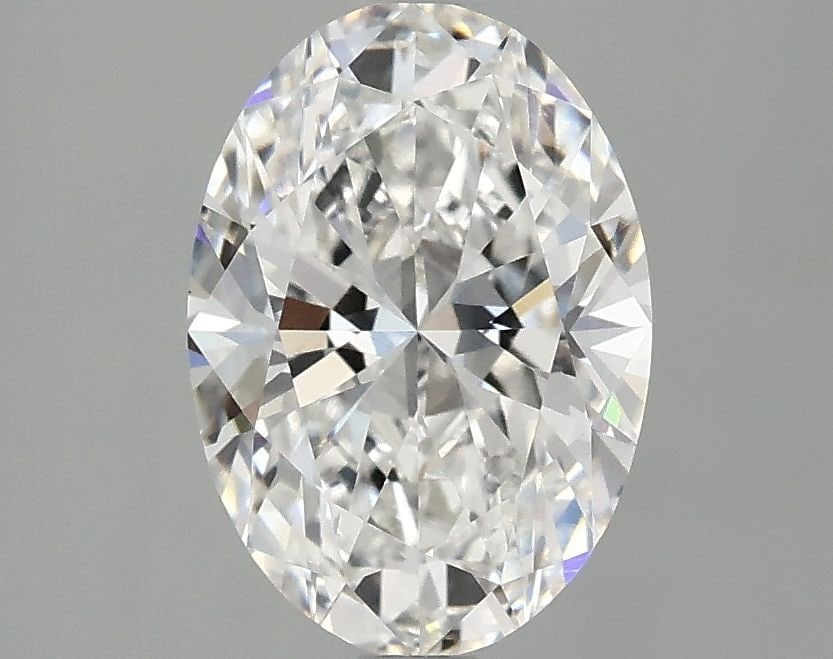 Loose Diamond - OVAL 1.88ct E VVS2: Loose Diamond - OVAL 1.88ct E VVS2 Source: This is a real non-mined Diamond that has been grown in a lab Shape: OVAL Carats: 1.88 Color: E Clarity: VVS2 Certification: IGI Additional images available