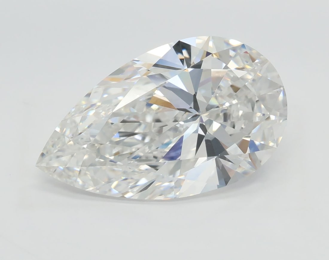 Loose Diamond - PEAR 4.01ct E VS2: Loose Diamond - PEAR 4.01ct E VS2 Source: This is a real non-mined Diamond that has been grown in a lab Shape: PEAR Carats: 4.01 Color: E Clarity: VS2 Certification: GIA Video: