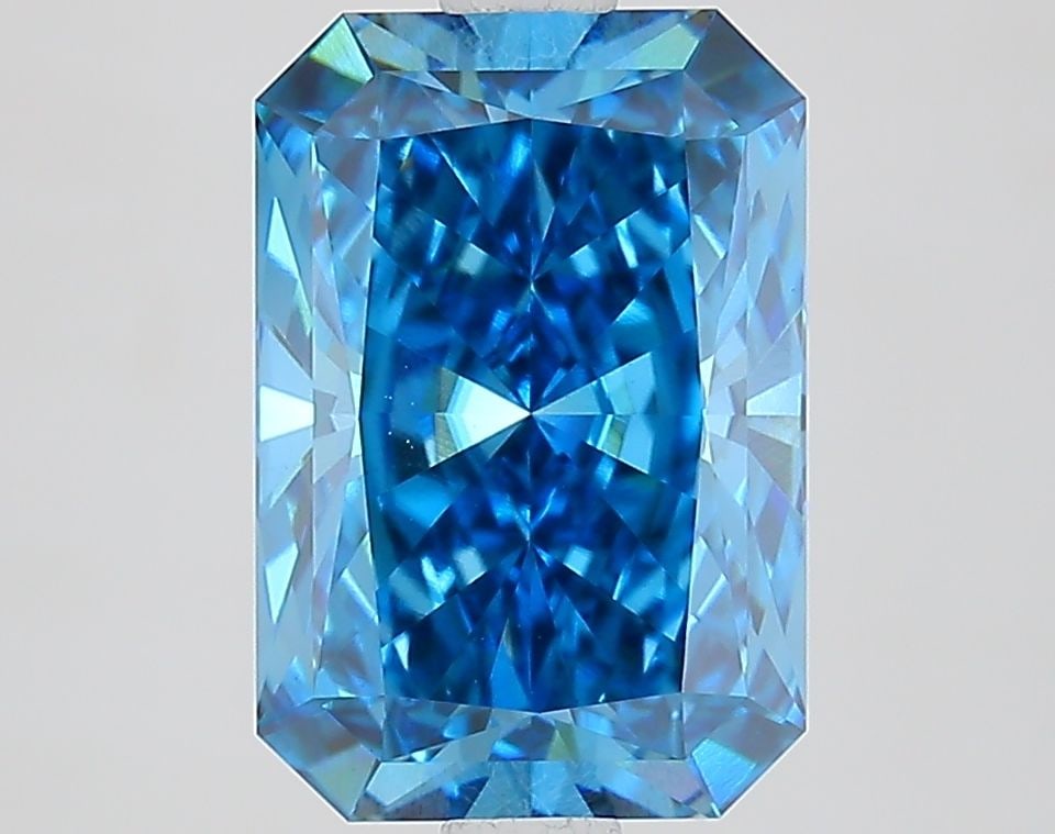 Loose Diamond - RADIANT 2.6ct Fancy Vivid Blue VVS2: Loose Diamond - RADIANT 2.6ct Fancy Vivid Blue VVS2 Source: This is a real non-mined Diamond that has been grown in a lab Shape: RADIANT Carats: 2.6 Color: Fancy Vivid Blue Certification: IGI Video: