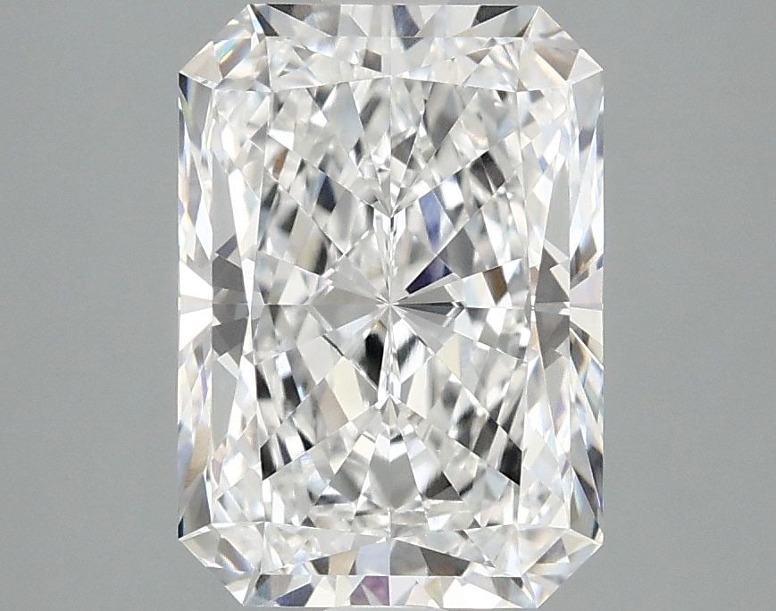 Loose Diamond - RADIANT 2.98ct E VVS2: Loose Diamond - RADIANT 2.98ct E VVS2 Source: This is a real non-mined Diamond that has been grown in a lab Shape: RADIANT Carats: 2.98 Color: E Clarity: VVS2 Certification: IGI Video: