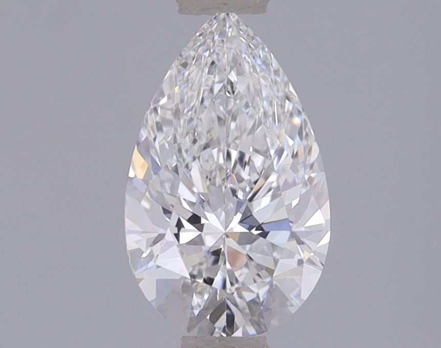 Loose Diamond - PEAR 1.01ct E VVS2: Loose Diamond - PEAR 1.01ct E VVS2 Source: This is a real non-mined Diamond that has been grown in a lab Shape: PEAR Carats: 1.01 Color: E Clarity: VVS2 Certification: IGI Video: