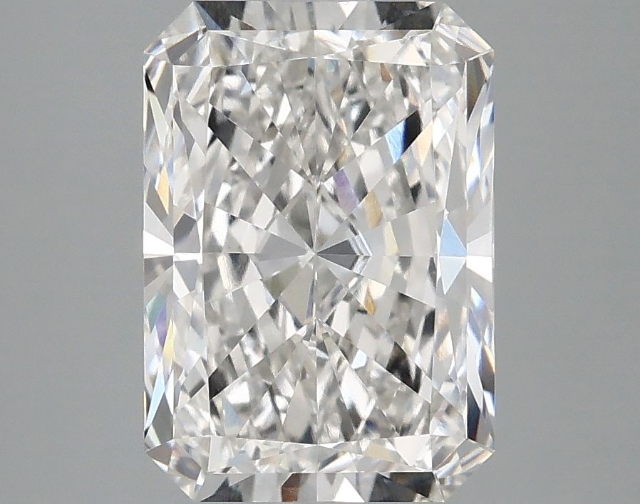 Loose Diamond - RADIANT 3.07ct F VS1: Loose Diamond - RADIANT 3.07ct F VS1 Source: This is a real non-mined Diamond that has been grown in a lab Shape: RADIANT Carats: 3.07 Color: F Clarity: VS1 Certification: IGI Video: