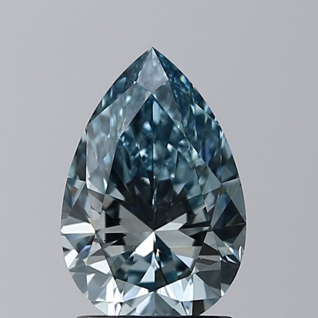 Loose Diamond - PEAR 1.4ct Fancy Intense Green Blue VS1: Loose Diamond - PEAR 1.4ct Fancy Intense Green Blue VS1 Source: This is a real non-mined Diamond that has been grown in a lab Shape: PEAR Carats: 1.4 Color: Fancy Intense Green Blue Certification: IGI