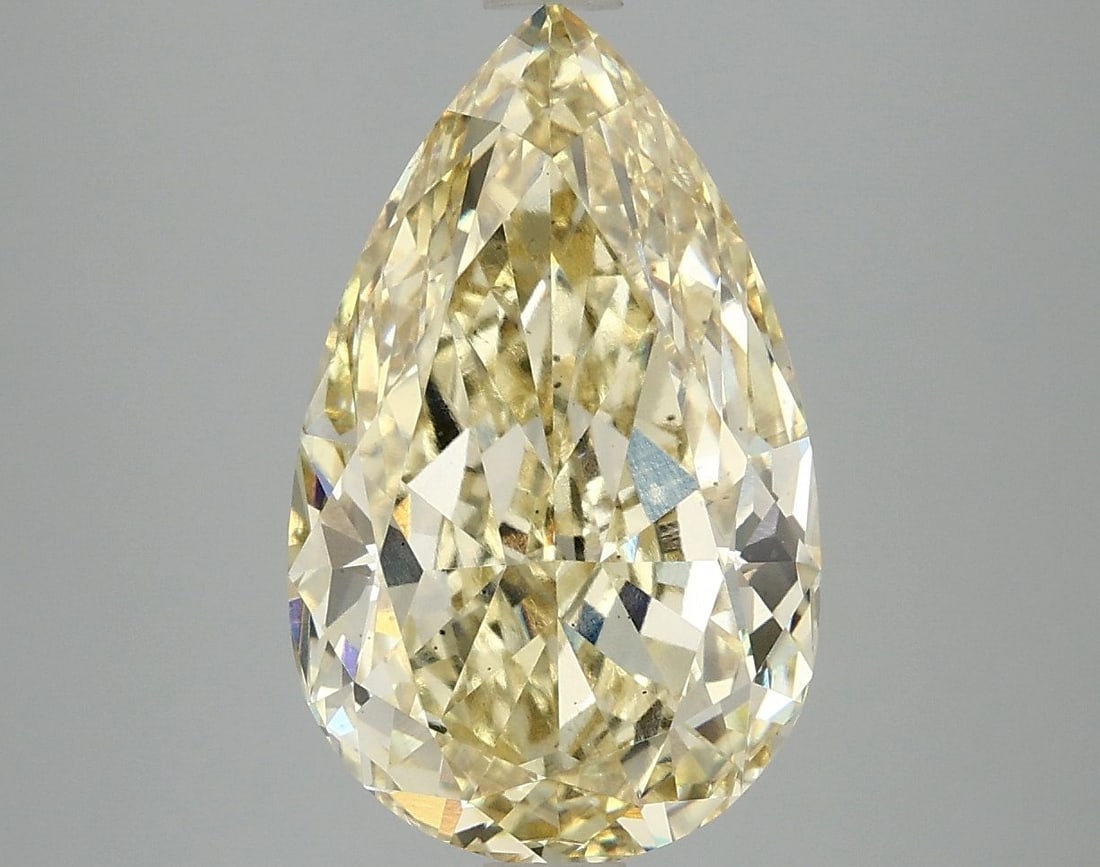 Loose Diamond - PEAR 4.99ct Fancy Intense Yellow SI1: Loose Diamond - PEAR 4.99ct Fancy Intense Yellow SI1 Source: This is a real non-mined Diamond that has been grown in a lab Shape: PEAR Carats: 4.99 Color: Fancy Intense Yellow Certification: IGI Video