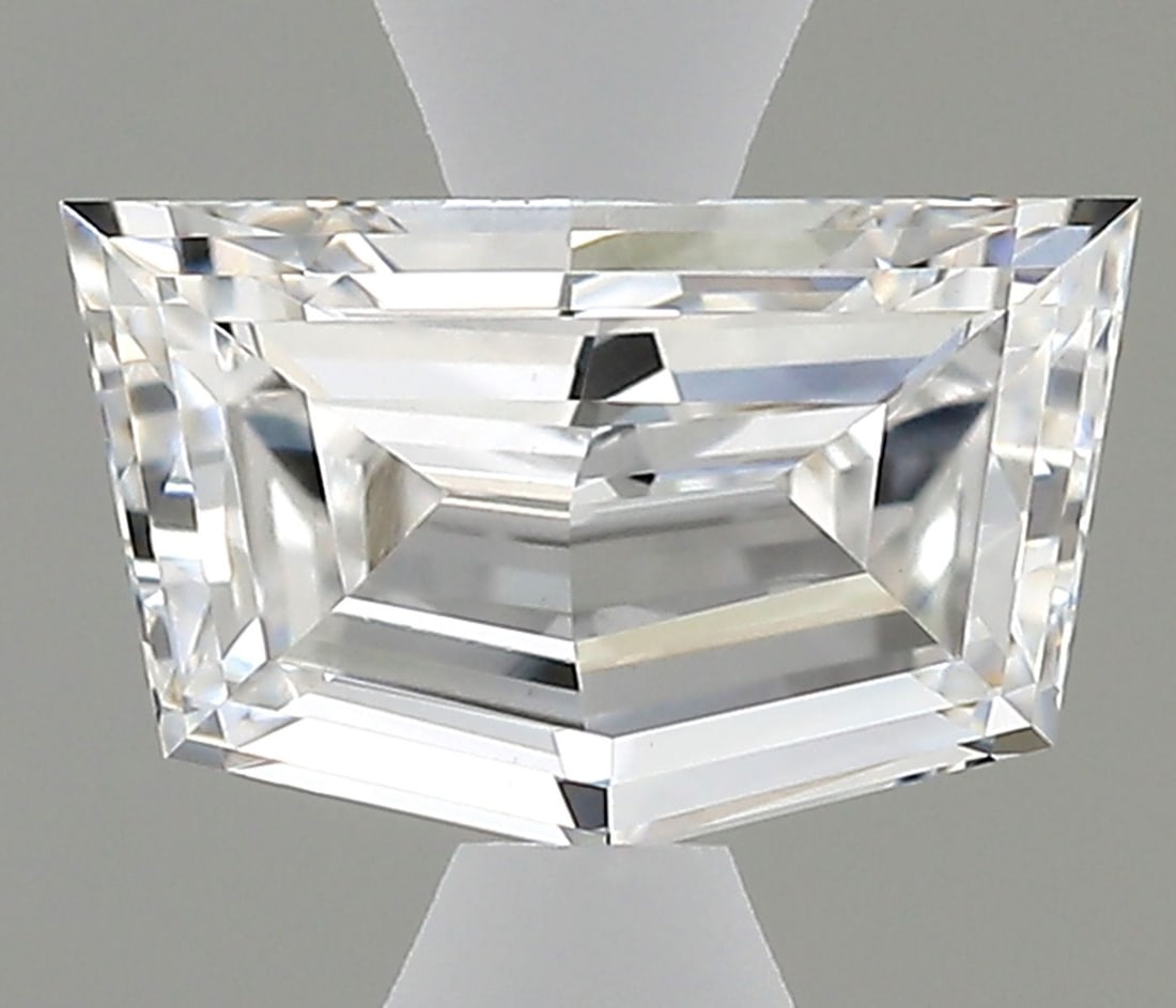 Loose Diamond - OTHER 0.47ct E VVS2: Loose Diamond - OTHER 0.47ct E VVS2 Source: This is a real non-mined Diamond that has been grown in a lab Shape: OTHER Carats: 0.47 Color: E Clarity: VVS2 Certification: NONE Video: