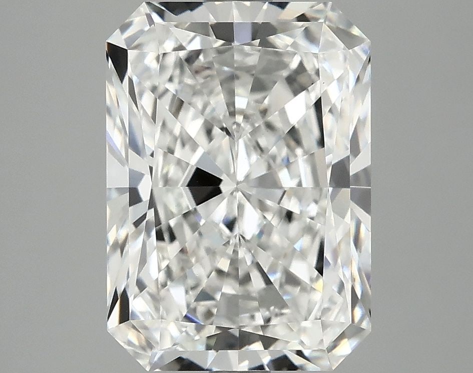 Loose Diamond - RADIANT 3.87ct E VS1: Loose Diamond - RADIANT 3.87ct E VS1 Source: This is a real non-mined Diamond that has been grown in a lab Shape: RADIANT Carats: 3.87 Color: E Clarity: VS1 Certification: IGI Video: