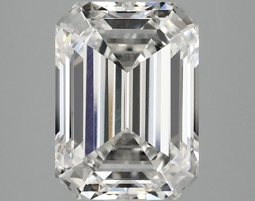 Loose Diamond - EMERALD 3.2ct E VS1: Loose Diamond - EMERALD 3.2ct E VS1 Source: This is a real non-mined Diamond that has been grown in a lab Shape: EMERALD Carats: 3.2 Color: E Clarity: VS1 Certification: IGI Video: