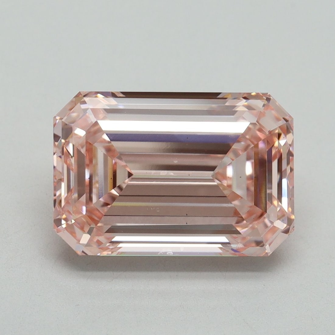 Loose Diamond - EMERALD 5.22ct Fancy Intense Pink VS1: Loose Diamond - EMERALD 5.22ct Fancy Intense Pink VS1 Source: This is a real non-mined Diamond that has been grown in a lab Shape: EMERALD Carats: 5.22 Color: Fancy Intense Pink Certification: IGI Vid