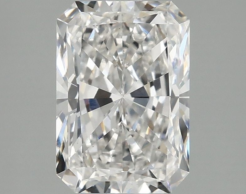 Loose Diamond - RADIANT 2.07ct F VS1: Loose Diamond - RADIANT 2.07ct F VS1 Source: This is a real non-mined Diamond that has been grown in a lab Shape: RADIANT Carats: 2.07 Color: F Clarity: VS1 Certification: IGI Video: