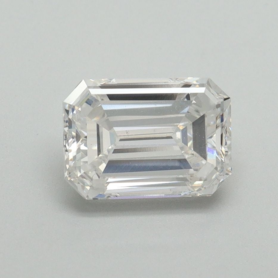 Loose Diamond - EMERALD 1.39ct F VS2: Loose Diamond - EMERALD 1.39ct F VS2 Source: This is a real non-mined Diamond that has been grown in a lab Shape: EMERALD Carats: 1.39 Color: F Clarity: VS2 Certification: NONE Video: