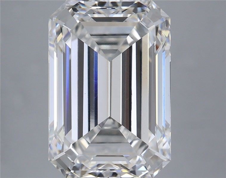 Loose Diamond - EMERALD 7.92ct F VVS2: Loose Diamond - EMERALD 7.92ct F VVS2 Source: This is a real non-mined Diamond that has been grown in a lab Shape: EMERALD Carats: 7.92 Color: F Clarity: VVS2 Certification: IGI Video: