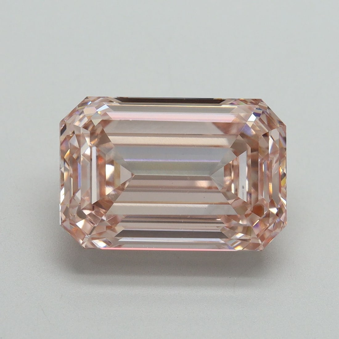Loose Diamond - EMERALD 7.57ct Fancy Intense Pink VS1: Loose Diamond - EMERALD 7.57ct Fancy Intense Pink VS1 Source: This is a real non-mined Diamond that has been grown in a lab Shape: EMERALD Carats: 7.57 Color: Fancy Intense Pink Certification: IGI Vid