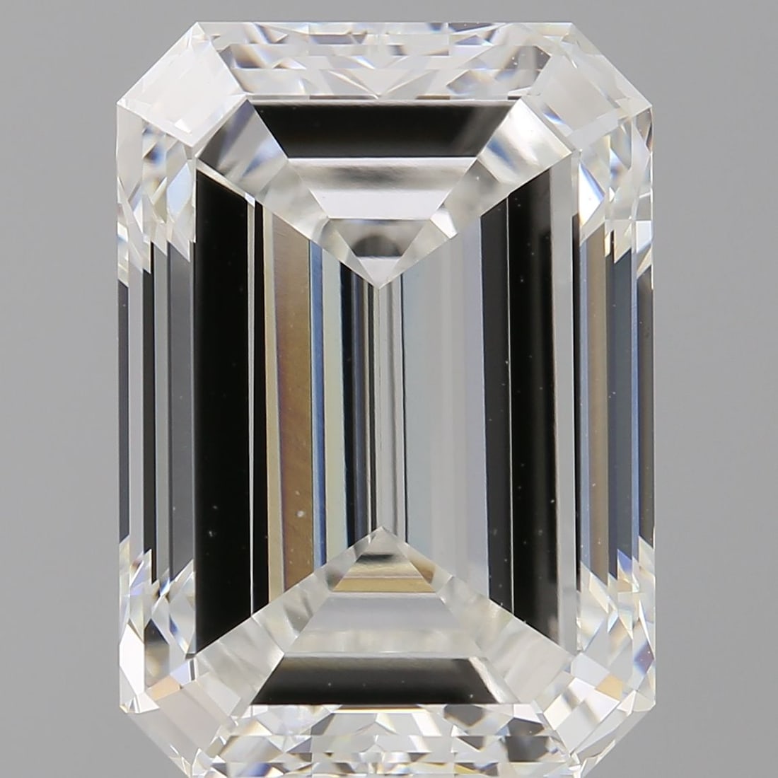 Loose Diamond - EMERALD 7.0ct F VVS2: Loose Diamond - EMERALD 7.0ct F VVS2 Source: This is a real non-mined Diamond that has been grown in a lab Shape: EMERALD Carats: 7.0 Color: F Clarity: VVS2 Certification: IGI Video: