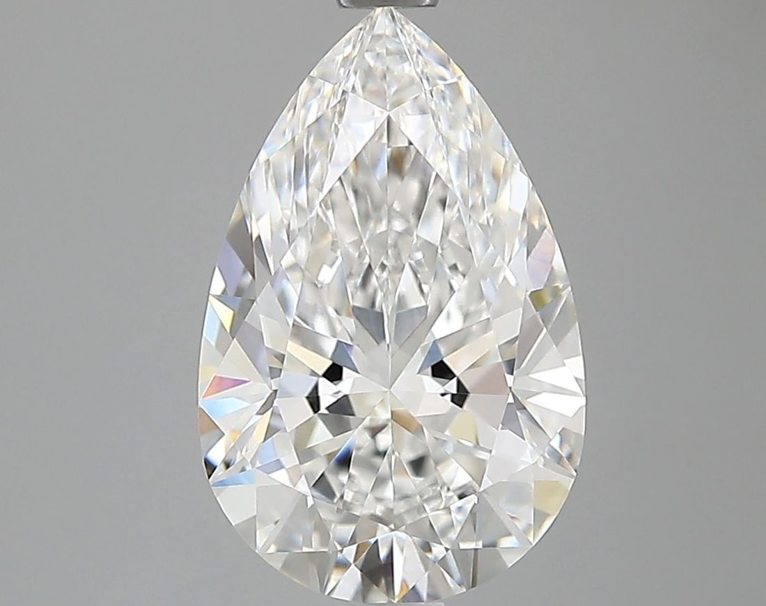 Loose Diamond - PEAR 2.09ct E VVS2: Loose Diamond - PEAR 2.09ct E VVS2 Source: This is a real non-mined Diamond that has been grown in a lab Shape: PEAR Carats: 2.09 Color: E Clarity: VVS2 Certification: IGI Video: